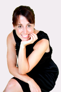Dra. Mireia Ruiz Castilla - Médico Especialista en Cirugía Plástica, Reparadora y Estética Dra. Mireia Ruiz Castilla - Médico Especialista en Cirugía Plástica, Reparadora y Estética