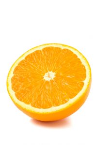 Fotolia 50099464 S 200x300 - La Naranja y la Mandarina son excelentes para quemar grasa