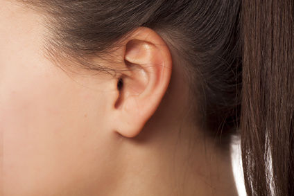 Lóbulo oreja hilurónico barcelona - Rejuvenecimiento de las orejas con ácido hialurónico
